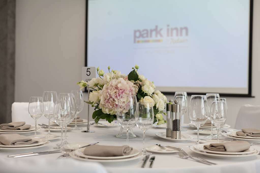 Park Inn By Radisson Kyiv Troyitska Facilities photo