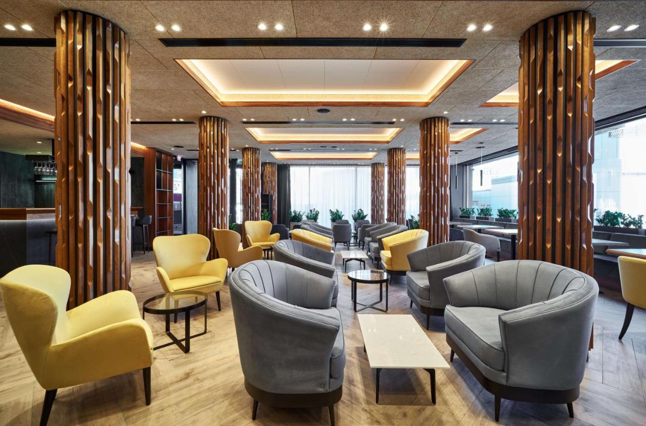 Park Inn By Radisson Kyiv Troyitska Exterior photo